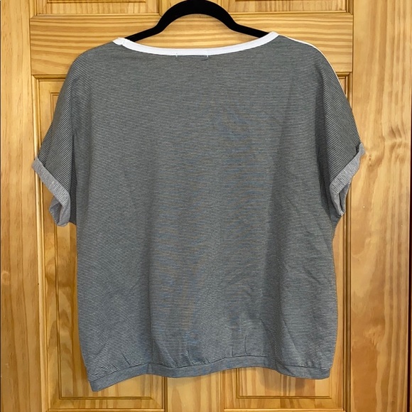 Green striped shirt - Picture 2 of 3